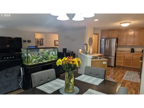 383 Briana Lane Eugene OR 97404
