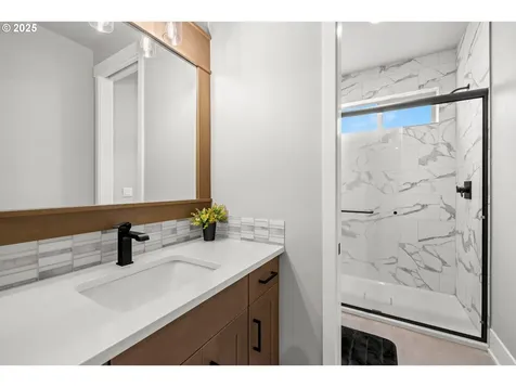 5983 SE Jura Street Hillsboro OR 97123