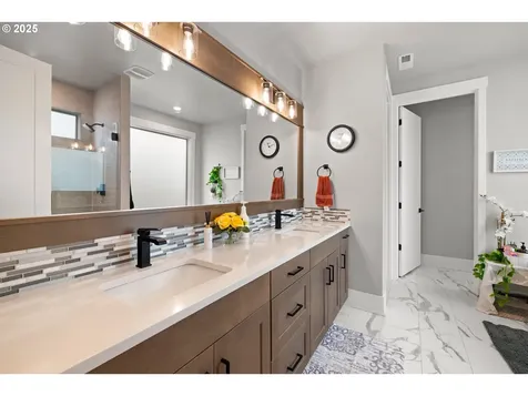 5983 SE Jura Street Hillsboro OR 97123