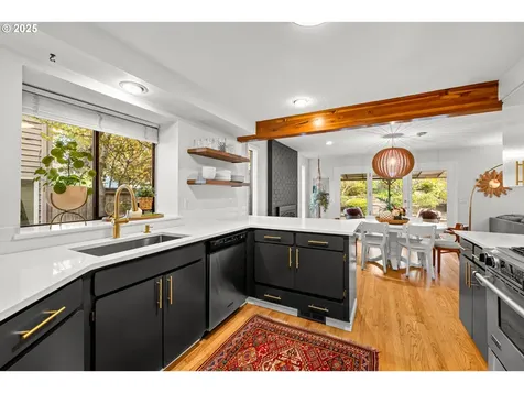 4963 Suntree Lane Lake Oswego OR 97035