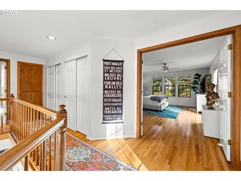 4963 Suntree Lane Lake Oswego OR 97035