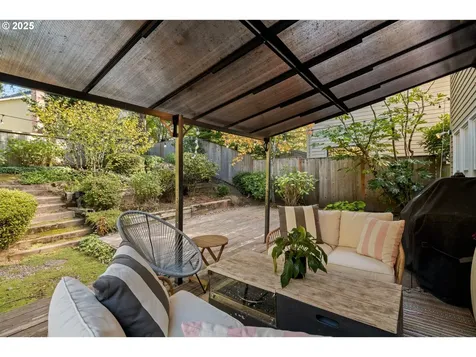 4963 Suntree Lane Lake Oswego OR 97035
