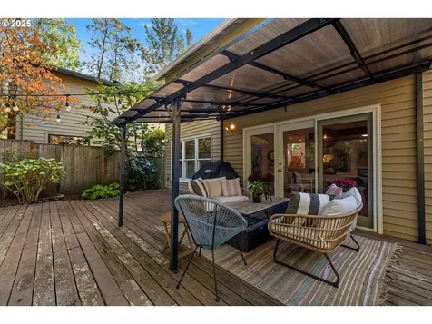 4963 Suntree Lane Lake Oswego OR 97035