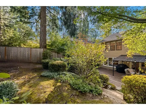 4963 Suntree Lane Lake Oswego OR 97035