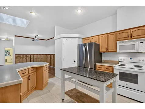 21730 NE Cady Road Hillsboro OR 97123