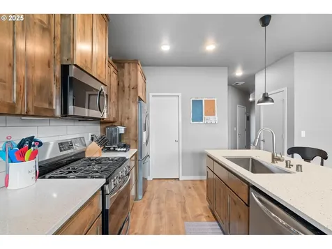 12216 NE 116th Street Vancouver WA 98682