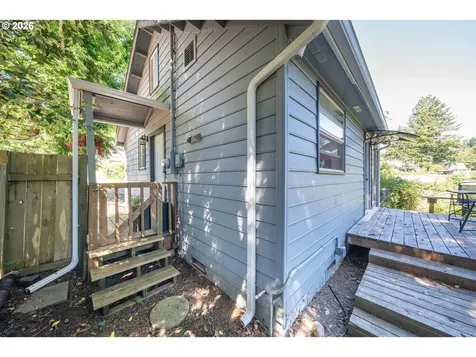 426 N Vista Terrace Otis OR 97368