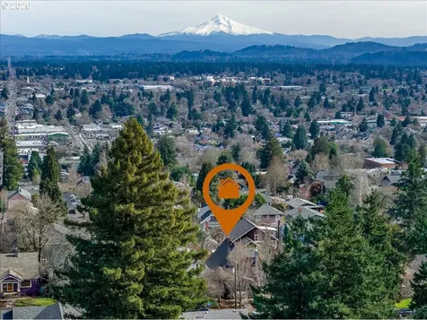 532 SE 69th Avenue Portland OR 97215