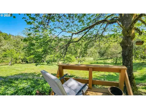 725 Forest View Lane Roseburg OR 97471