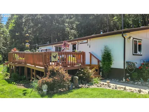 725 Forest View Lane Roseburg OR 97471