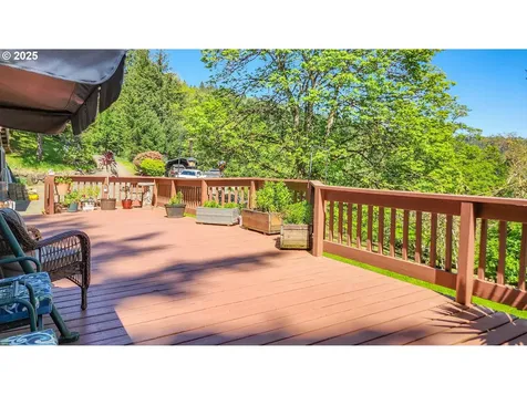 725 Forest View Lane Roseburg OR 97471