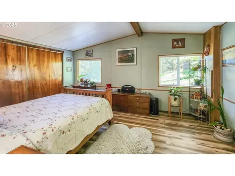 725 Forest View Lane Roseburg OR 97471