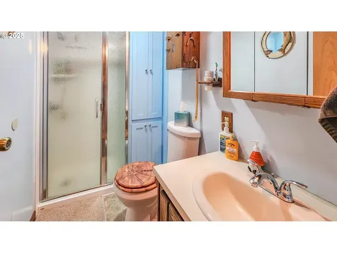 725 Forest View Lane Roseburg OR 97471