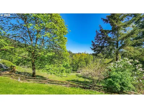 725 Forest View Lane Roseburg OR 97471