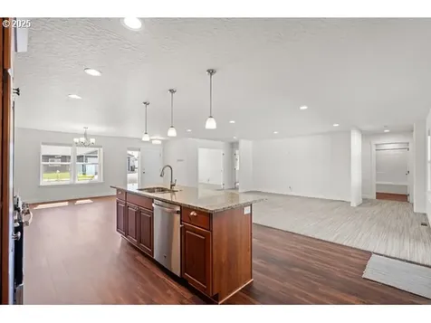 590 SW Cottonwood Drive Hermiston OR 97838