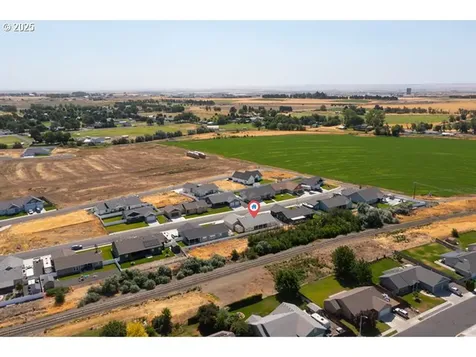 590 SW Cottonwood Drive Hermiston OR 97838