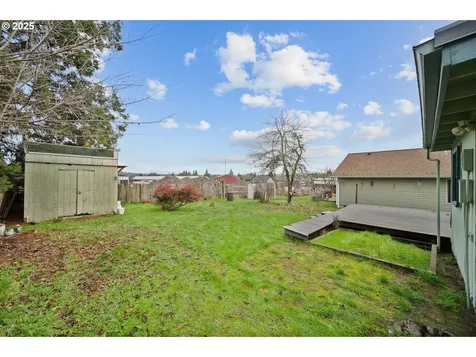 948 SW Maple Street Dallas OR 97338