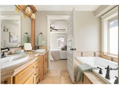5421 NE 18th Avenue Portland OR 97211