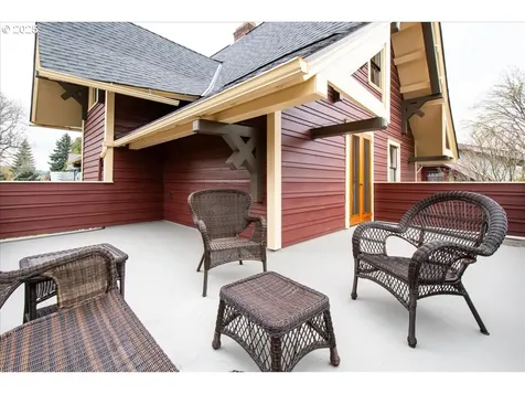 2935 SE 35th Avenue Portland OR 97202