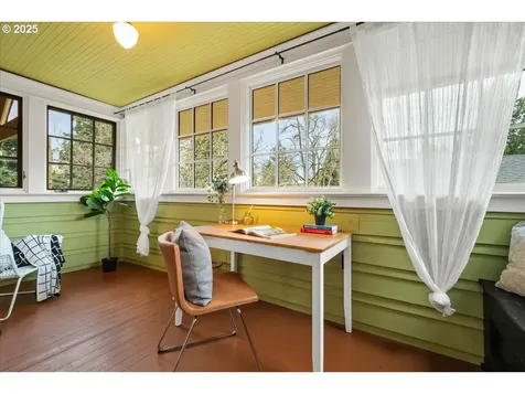 2935 SE 35th Avenue Portland OR 97202