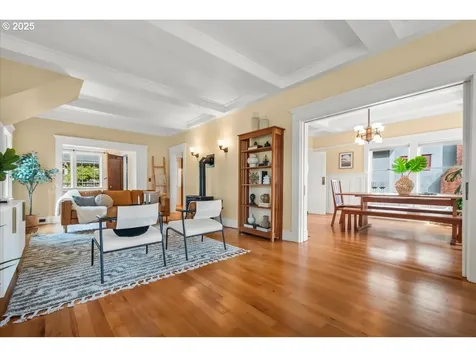 2935 SE 35th Avenue Portland OR 97202
