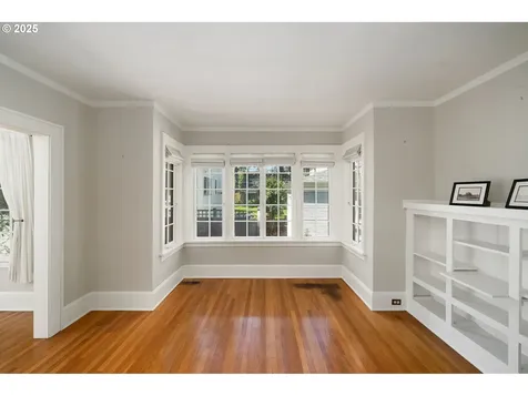1911 SW Myrtle Street Portland OR 97201
