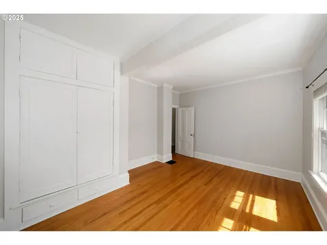 1911 SW Myrtle Street Portland OR 97201