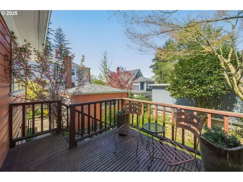 1911 SW Myrtle Street Portland OR 97201