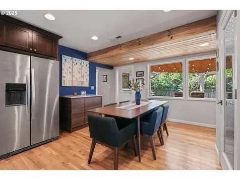 6400 SW Taylors Ferry Road Portland OR 97219