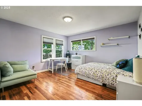 6400 SW Taylors Ferry Road Portland OR 97219