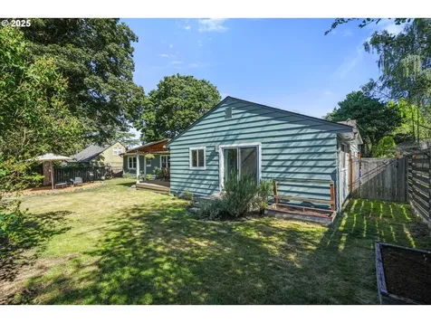 6400 SW Taylors Ferry Road Portland OR 97219