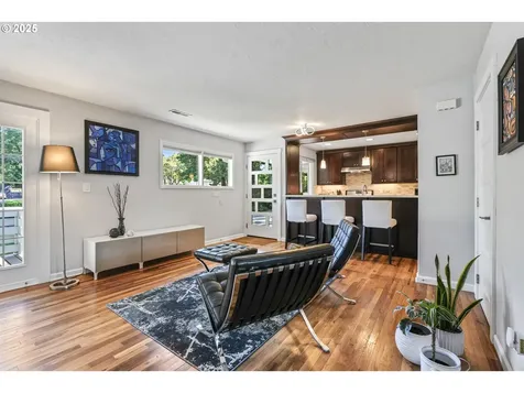 6400 SW Taylors Ferry Road Portland OR 97219