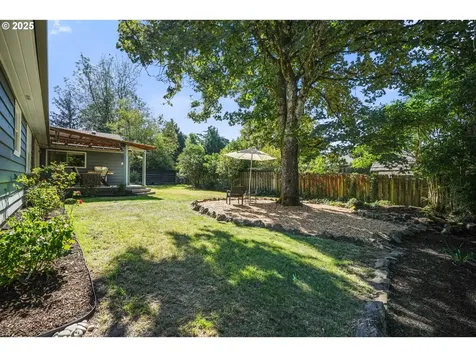 6400 SW Taylors Ferry Road Portland OR 97219