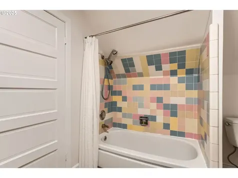 356 W Dartmouth Street Gladstone OR 97027