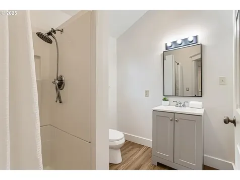 356 W Dartmouth Street Gladstone OR 97027