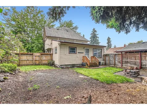 356 W Dartmouth Street Gladstone OR 97027