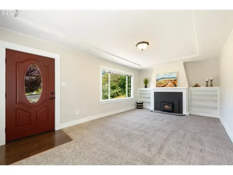 978 S 7th Street Coos Bay OR 97420