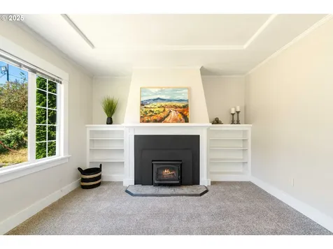 978 S 7th Street Coos Bay OR 97420