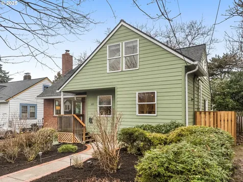 205 SE 47th Avenue Portland OR 97215