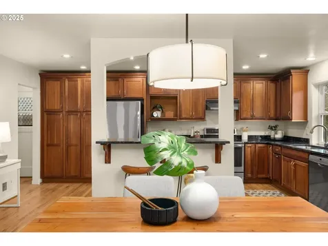 205 SE 47th Avenue Portland OR 97215