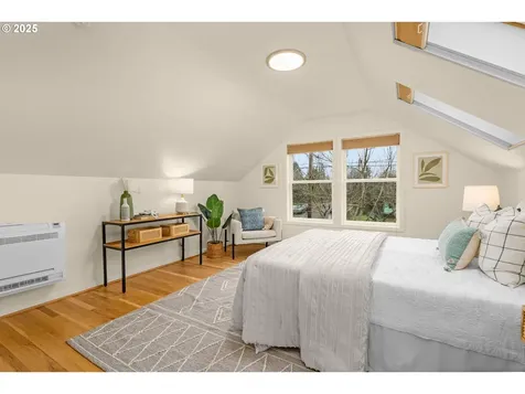 205 SE 47th Avenue Portland OR 97215