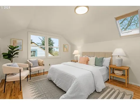 205 SE 47th Avenue Portland OR 97215
