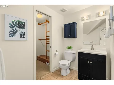 205 SE 47th Avenue Portland OR 97215