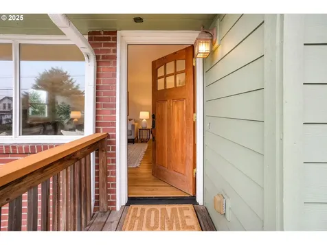 205 SE 47th Avenue Portland OR 97215