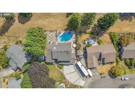 4780 NW Kiwanda Drive Portland OR 97229