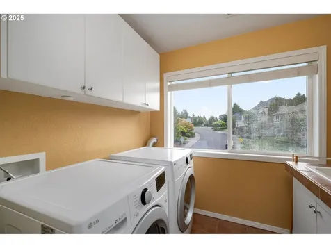 13737 SW Benchview Terrace Portland OR 97223