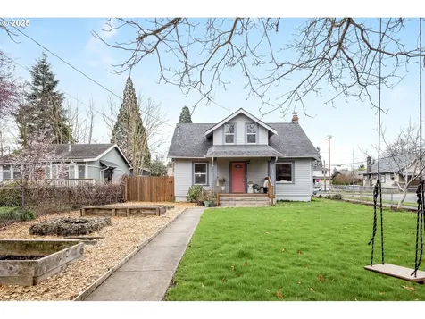 9704 SE Reedway Street Portland OR 97266