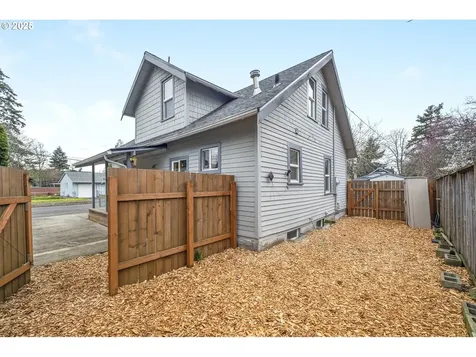 9704 SE Reedway Street Portland OR 97266