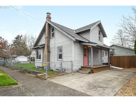 9704 SE Reedway Street Portland OR 97266