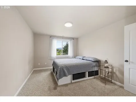 74 Sunday Drive Creswell OR 97426